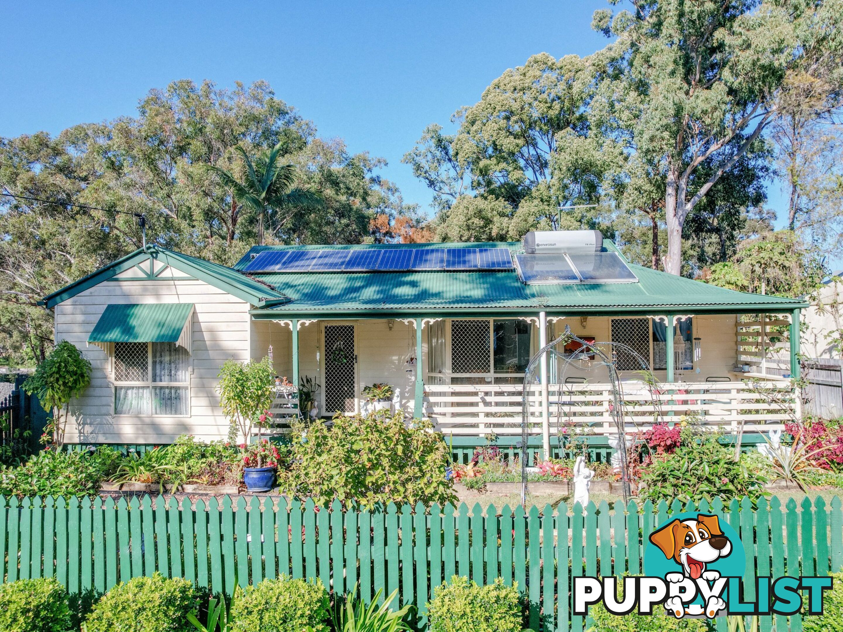 84 Minjerriba Road RUSSELL ISLAND QLD 4184