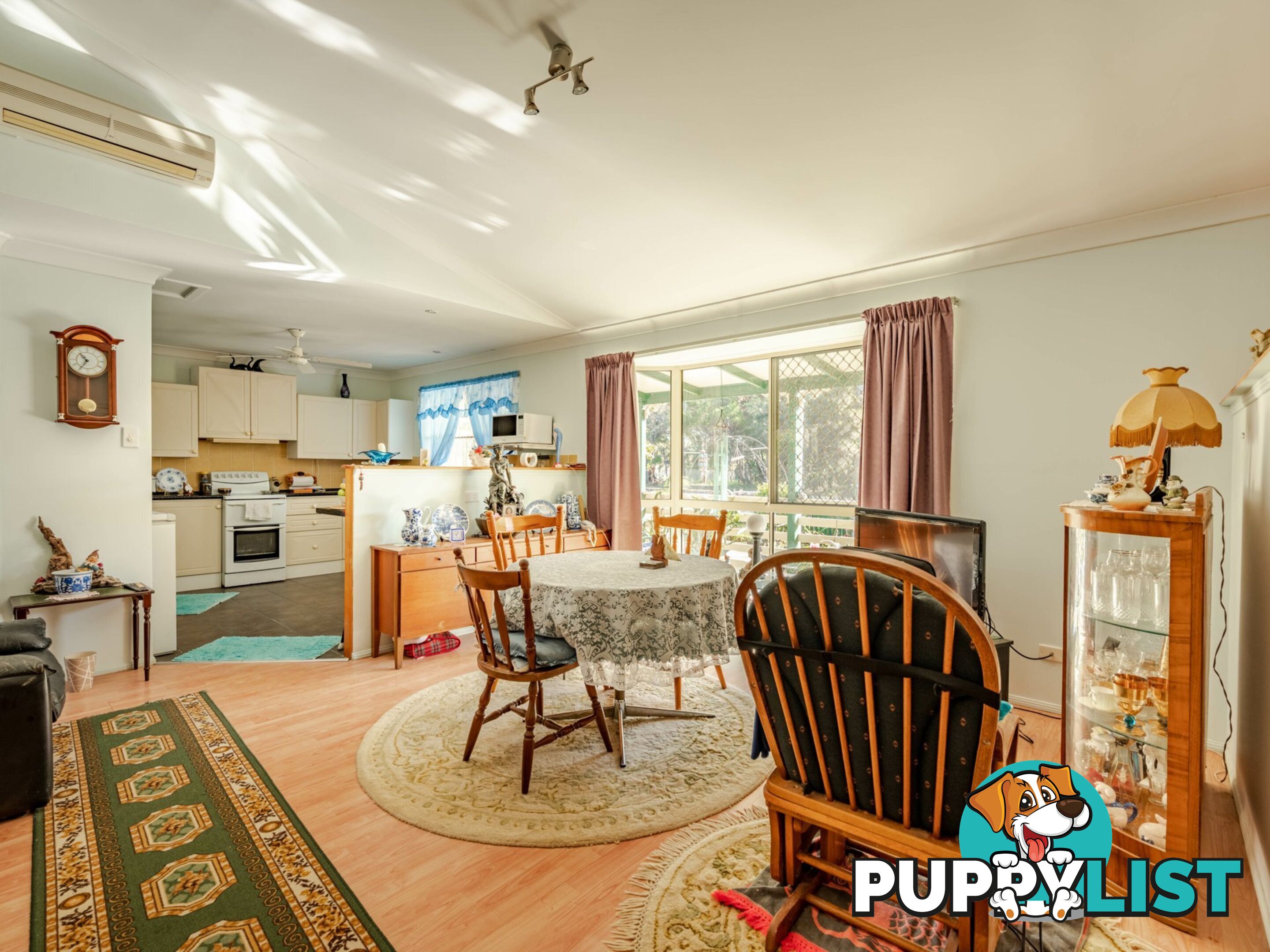 84 Minjerriba Road RUSSELL ISLAND QLD 4184