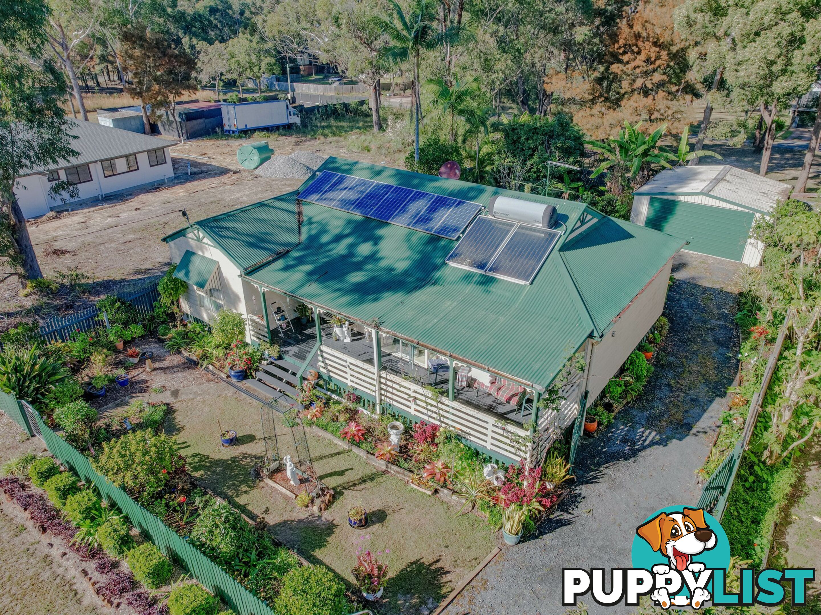 84 Minjerriba Road RUSSELL ISLAND QLD 4184