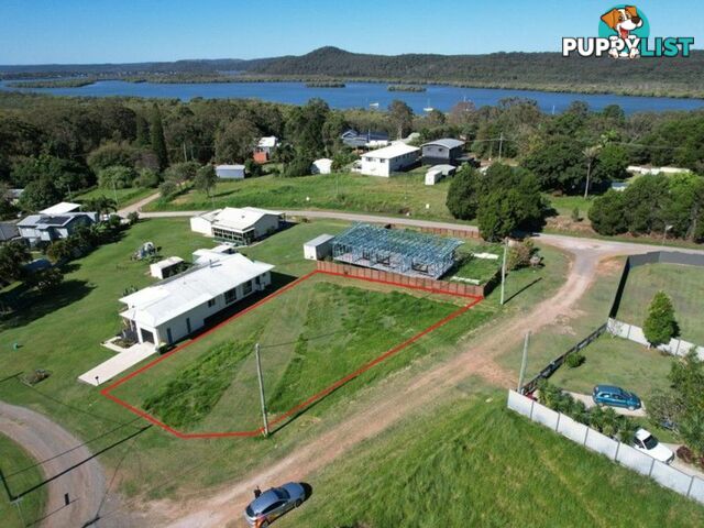 31 Boeing Ridge Road RUSSELL ISLAND QLD 4184