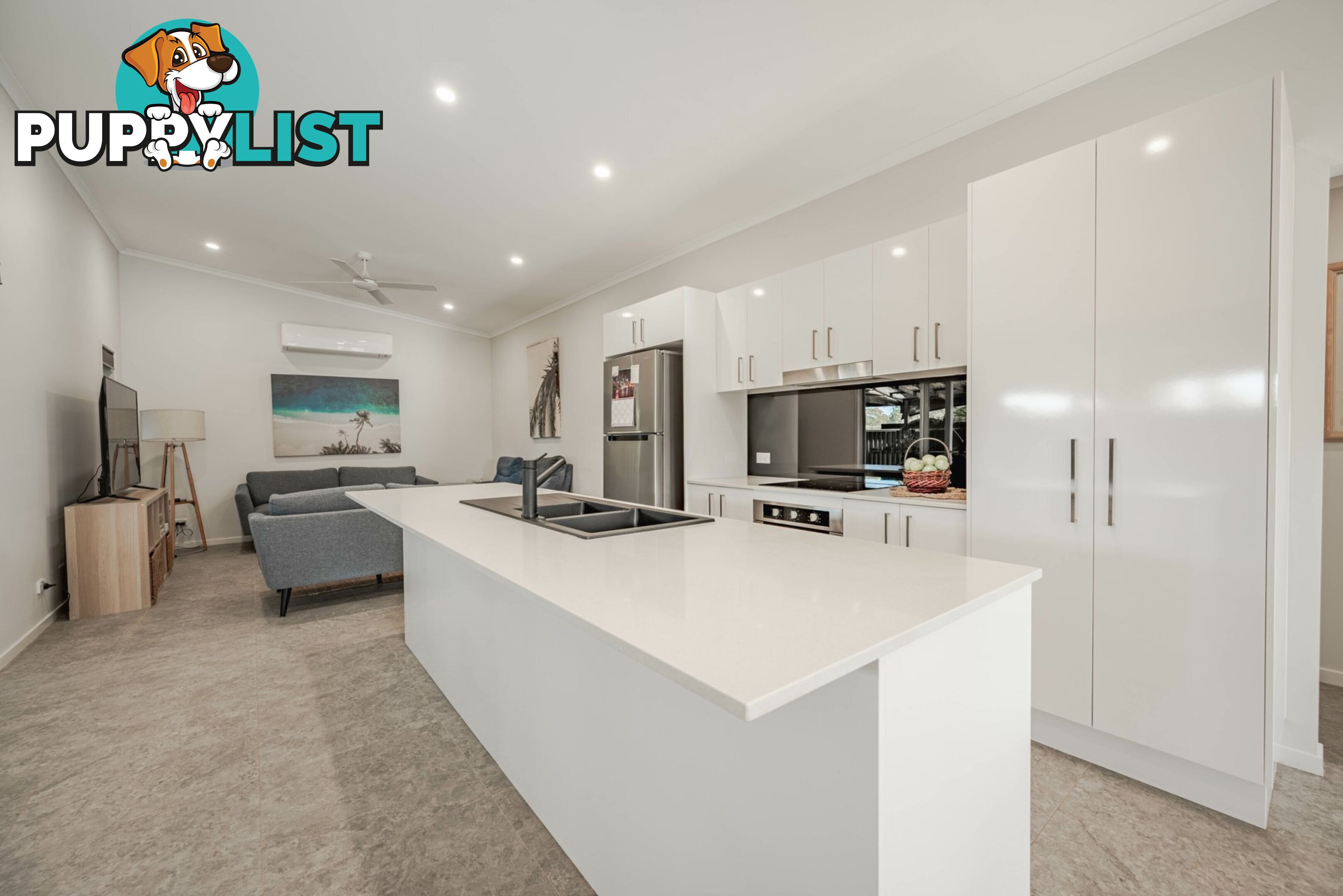 4 Vista St RUSSELL ISLAND QLD 4184