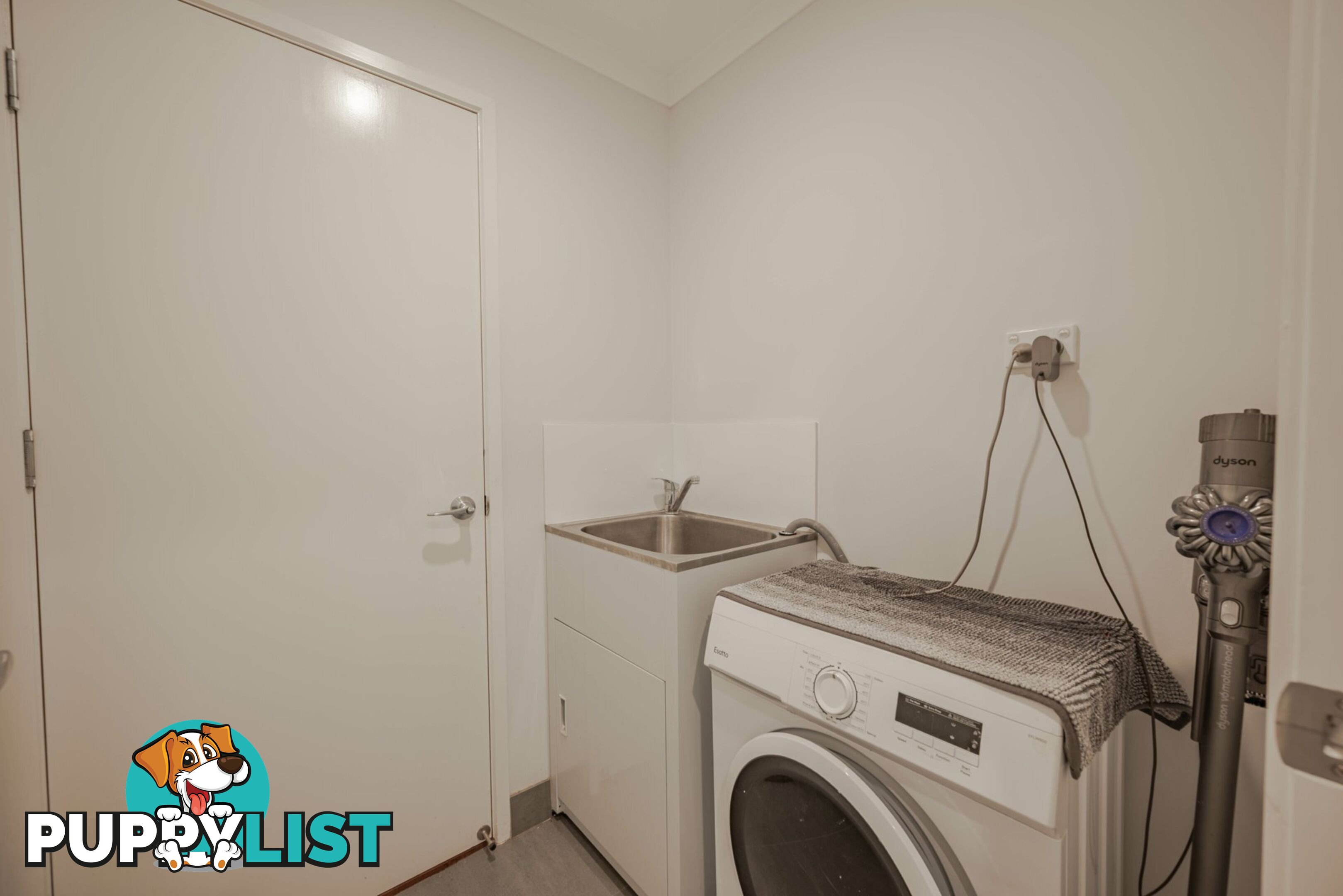 4 Vista St RUSSELL ISLAND QLD 4184