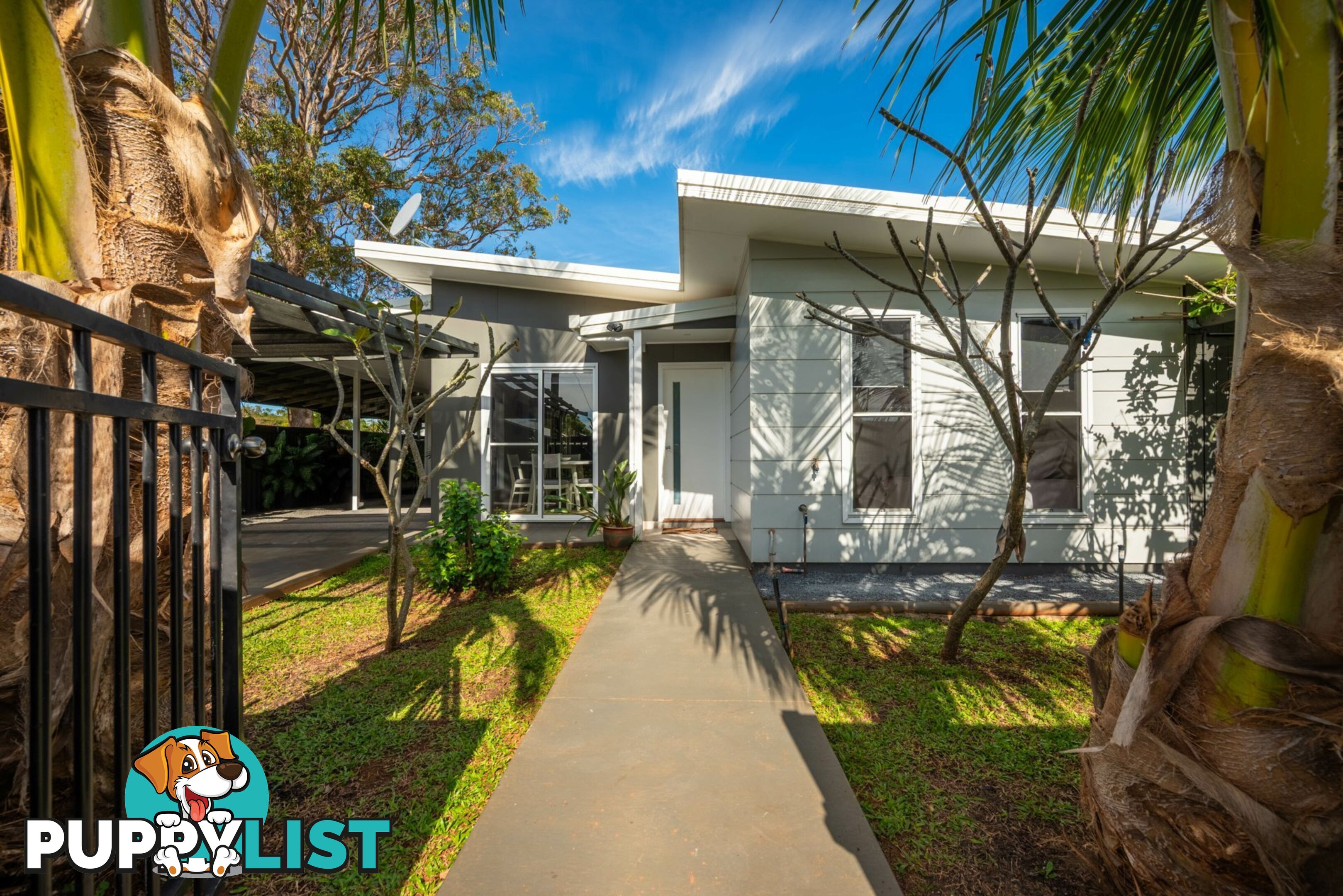 4 Vista St RUSSELL ISLAND QLD 4184