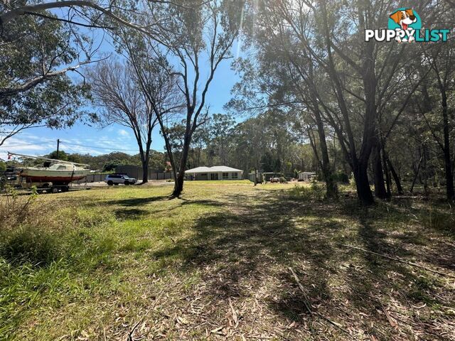 4 Cedar Street RUSSELL ISLAND QLD 4184