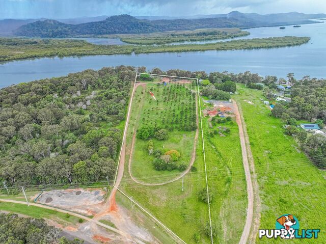 104-114 Canaipa Road RUSSELL ISLAND QLD 4184