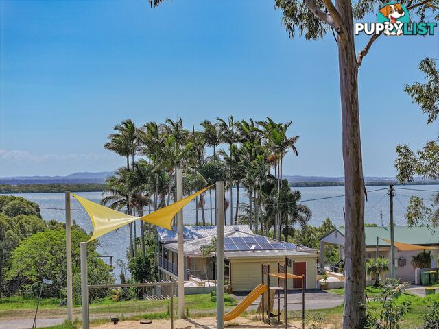 19 Ranora St RUSSELL ISLAND QLD 4184