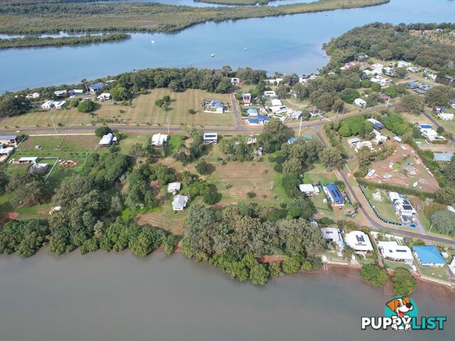 1 Canaipa Point Dve RUSSELL ISLAND QLD 4184