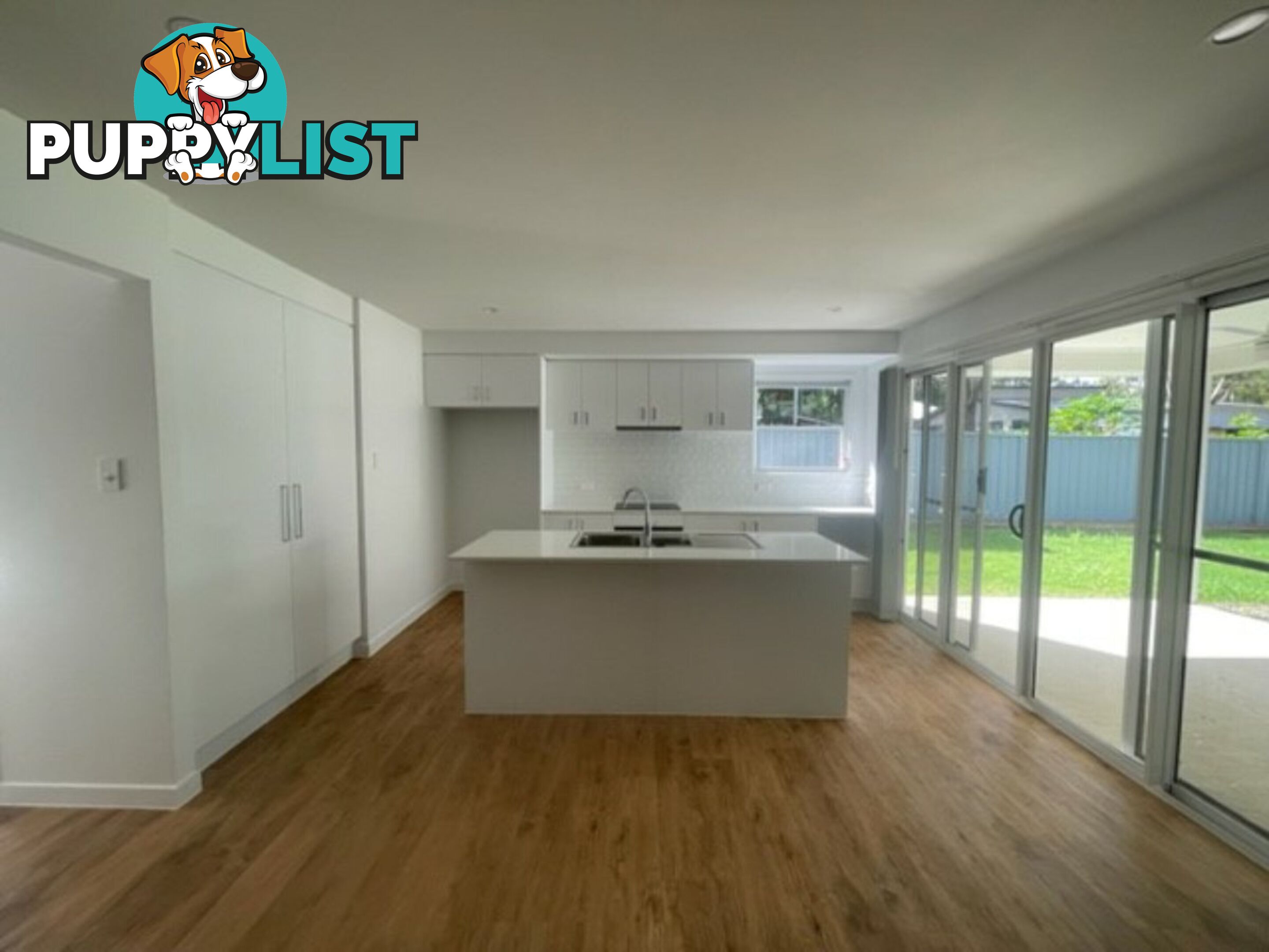 8 Currong Street RUSSELL ISLAND QLD 4184