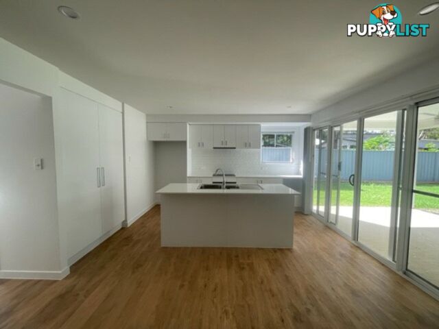 8 Currong Street RUSSELL ISLAND QLD 4184
