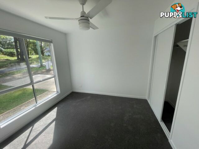 8 Currong Street RUSSELL ISLAND QLD 4184