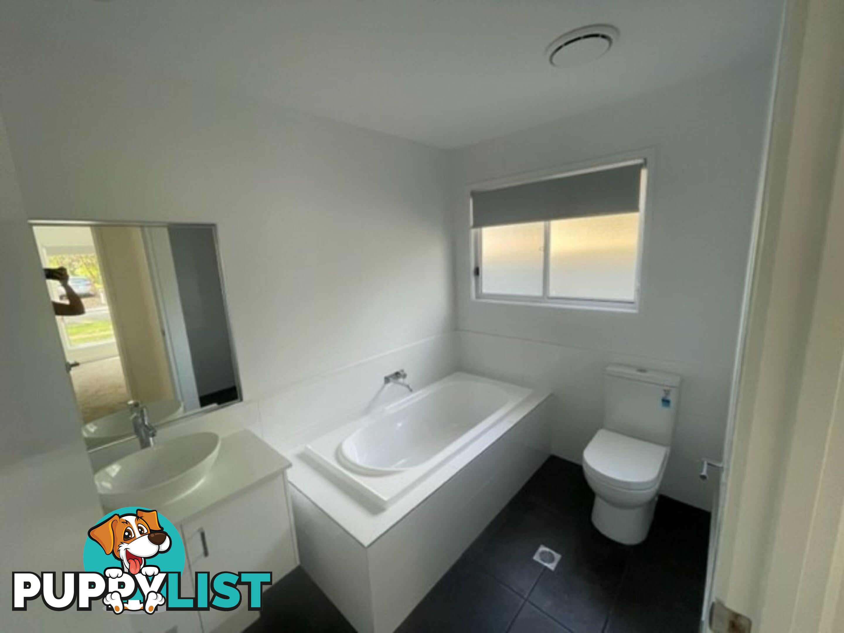 8 Currong Street RUSSELL ISLAND QLD 4184