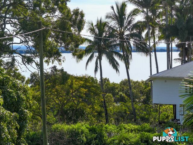 129 Palm Beach Road RUSSELL ISLAND QLD 4184