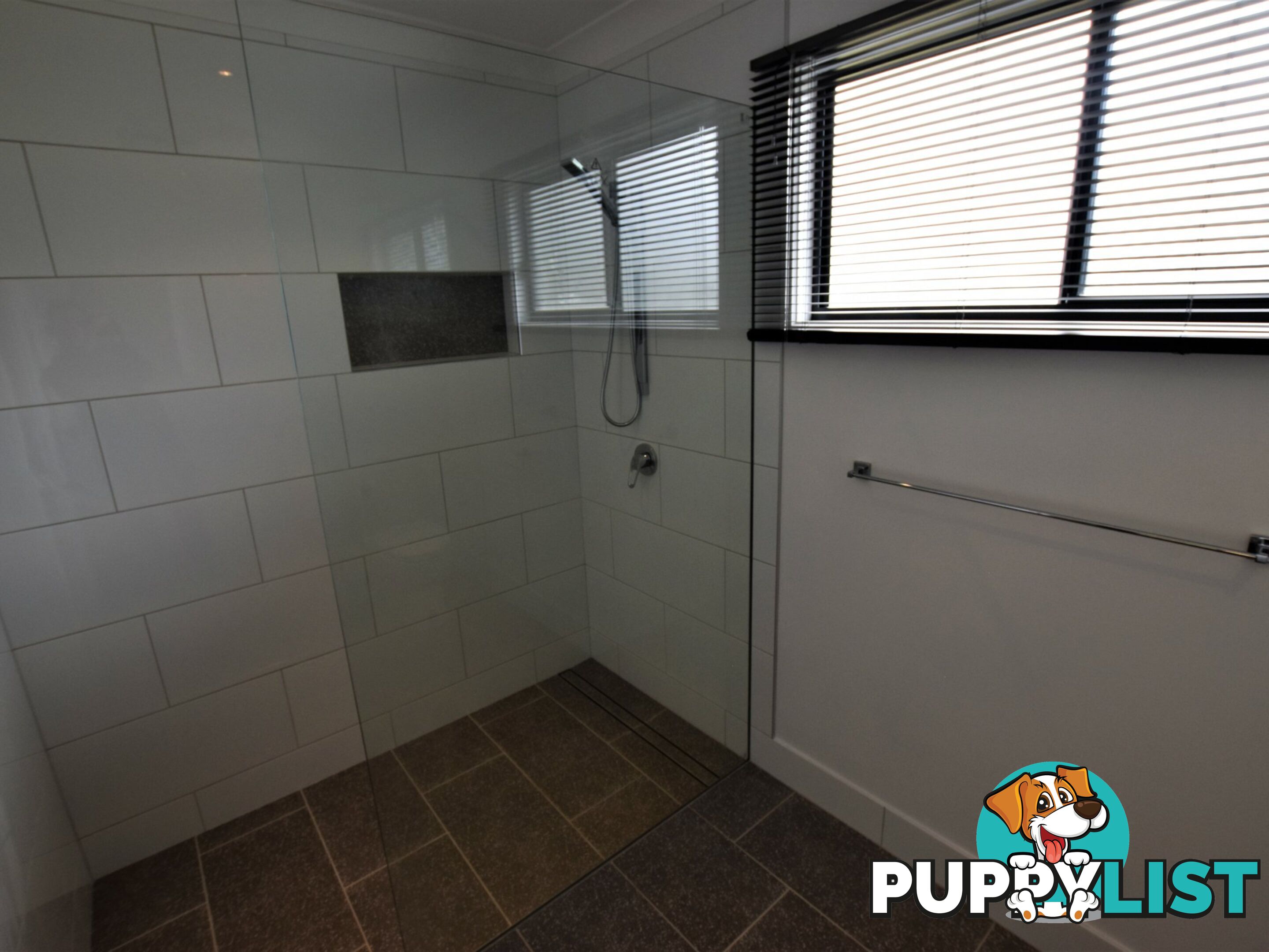 12 Tails Street RUSSELL ISLAND QLD 4184