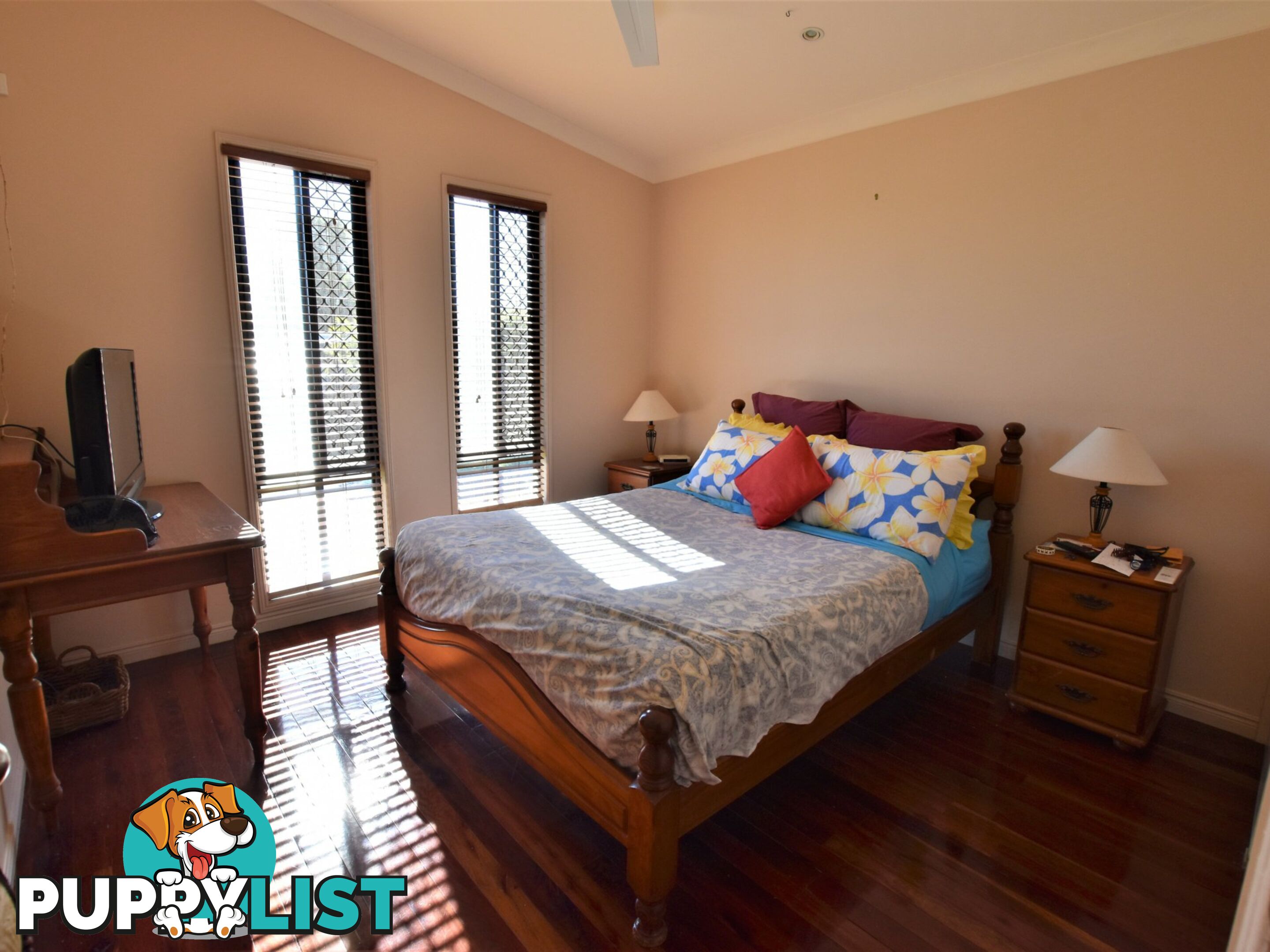 18 Panorama RUSSELL ISLAND QLD 4184