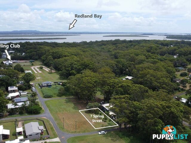 7 Spring Street RUSSELL ISLAND QLD 4184