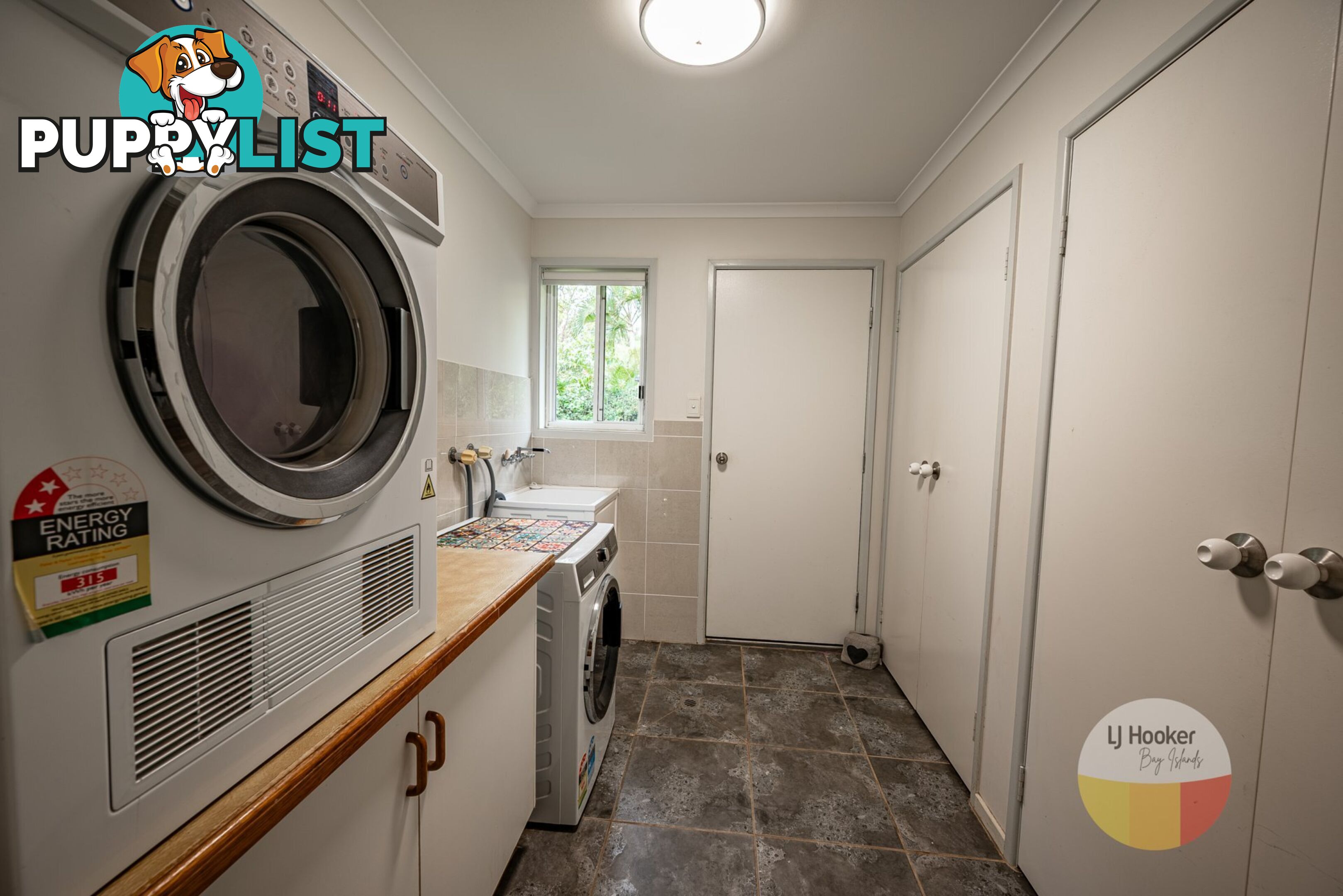 22 Bay Drive RUSSELL ISLAND QLD 4184