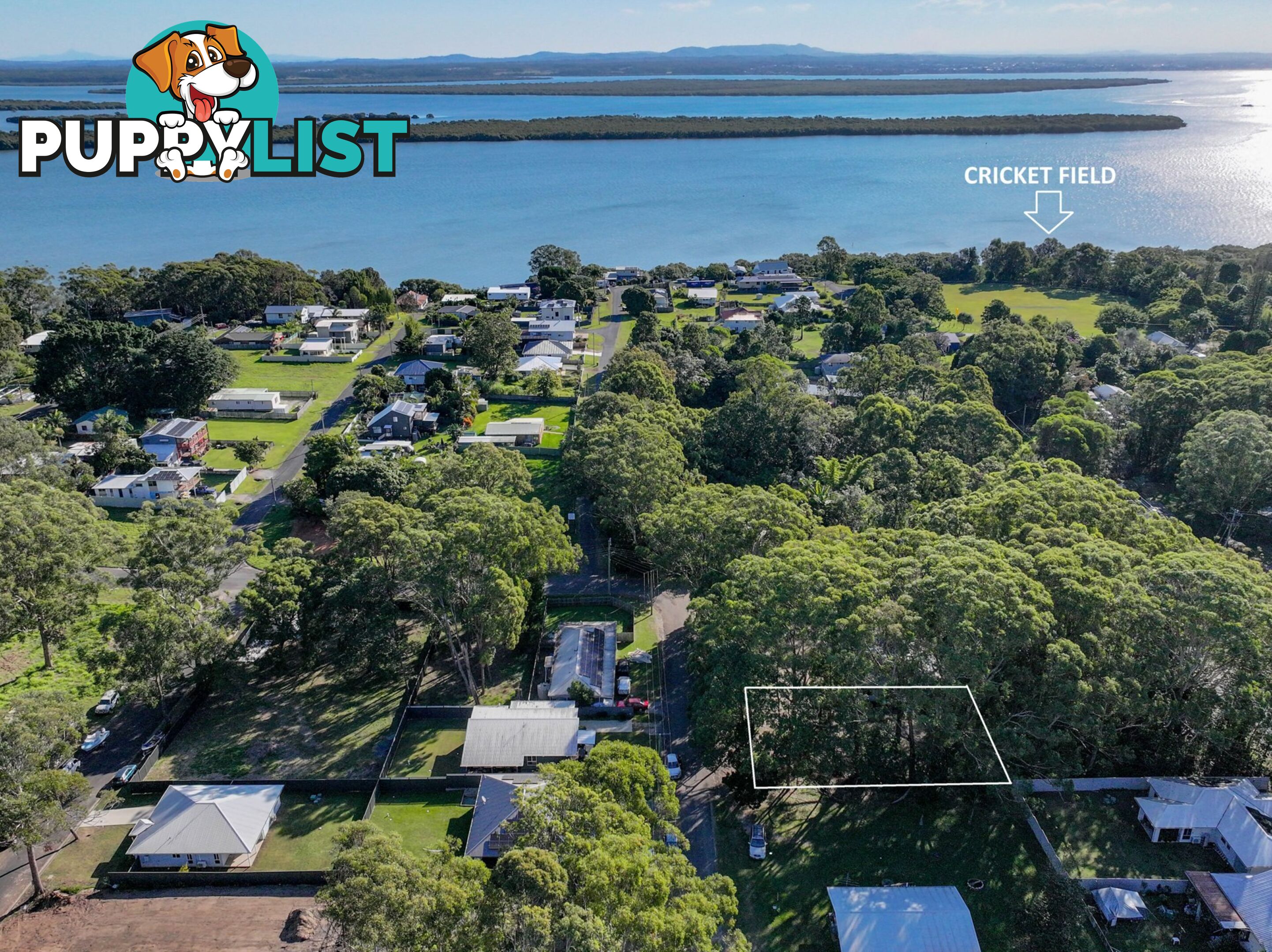 27 Pia Street RUSSELL ISLAND QLD 4184