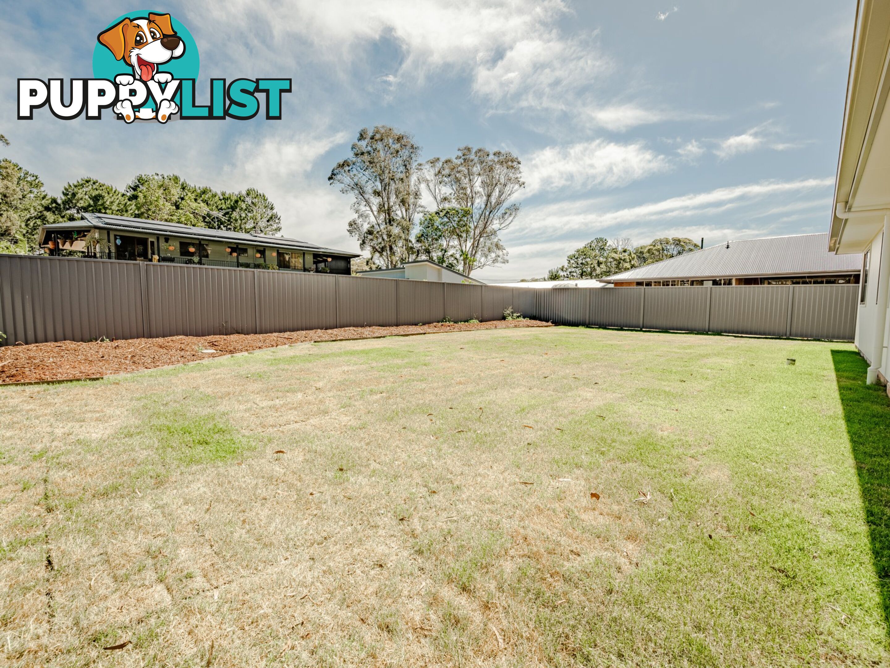 12 Canna St RUSSELL ISLAND QLD 4184