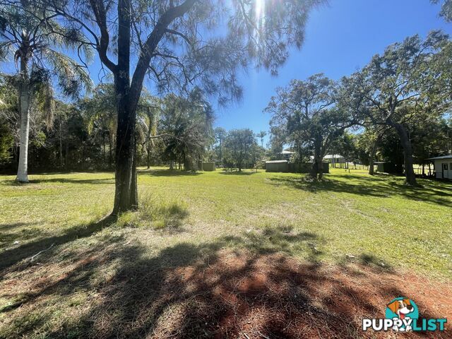 35 Cutter Street RUSSELL ISLAND QLD 4184