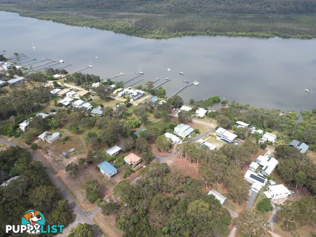 58 Seaward Dve RUSSELL ISLAND QLD 4184