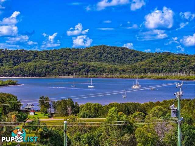 70 Prior Way RUSSELL ISLAND QLD 4184