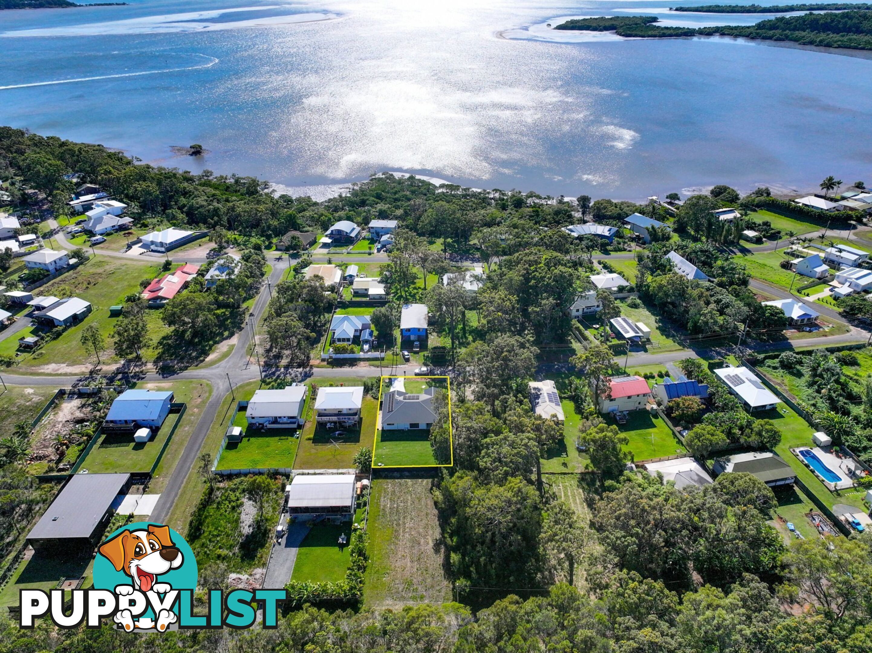 18 Tenanne Street RUSSELL ISLAND QLD 4184