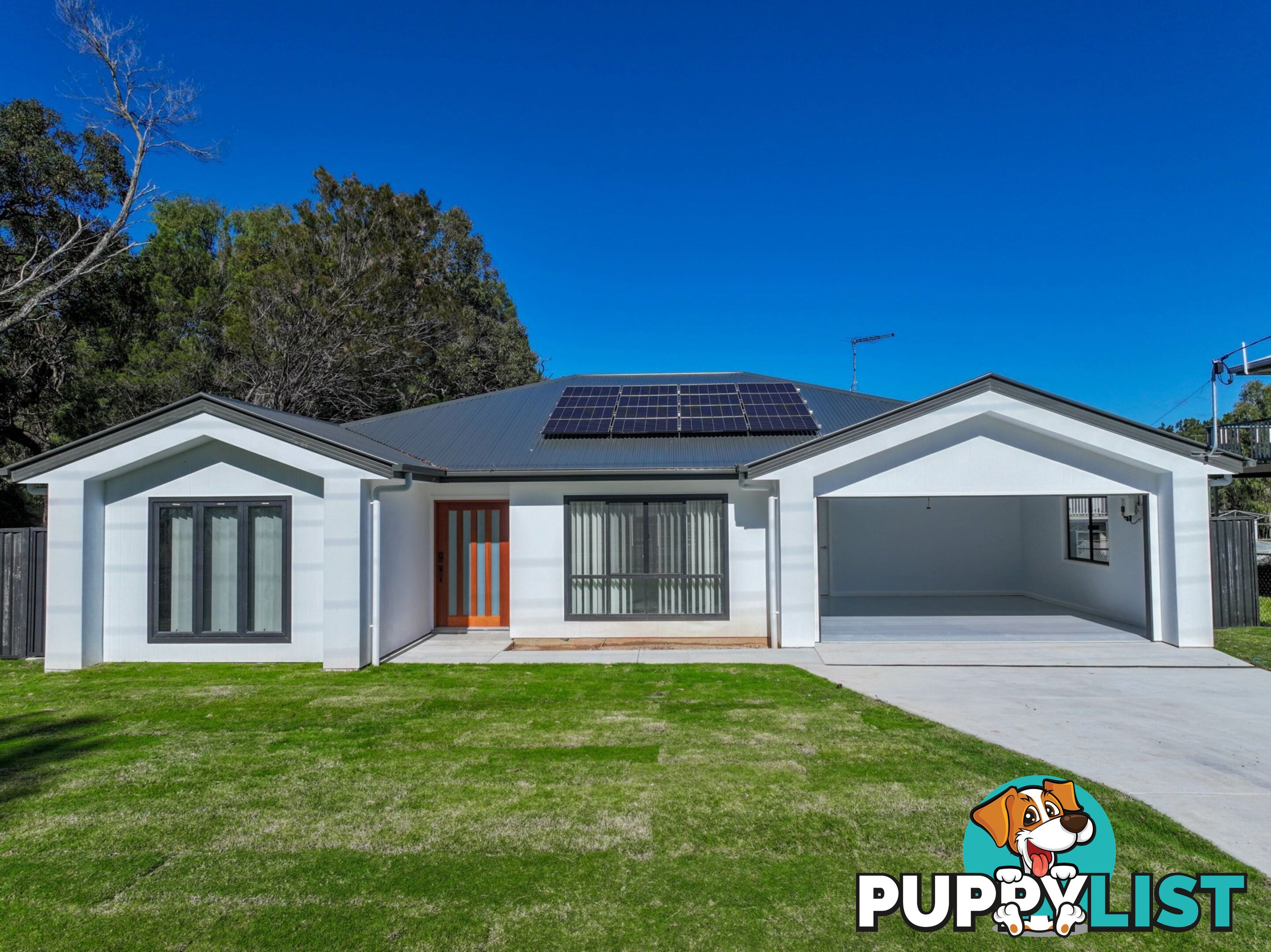 18 Tenanne Street RUSSELL ISLAND QLD 4184