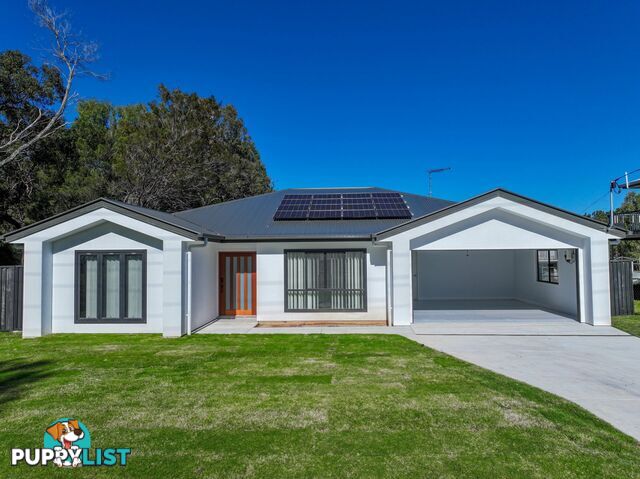 18 Tenanne Street RUSSELL ISLAND QLD 4184
