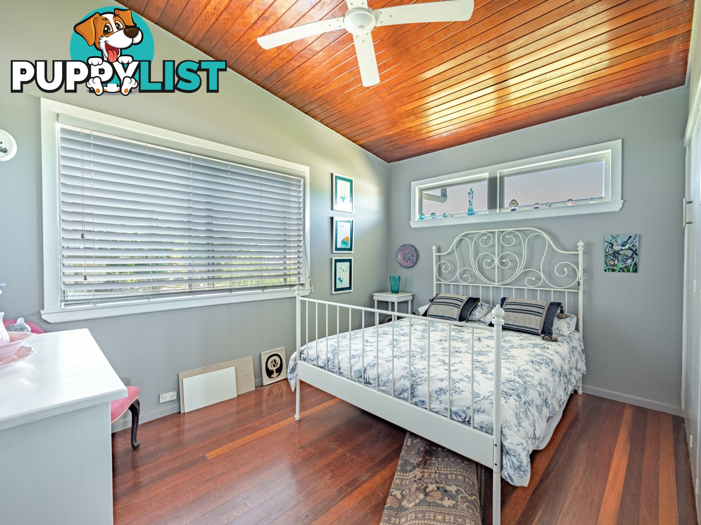 9 Dahlia Street RUSSELL ISLAND QLD 4184