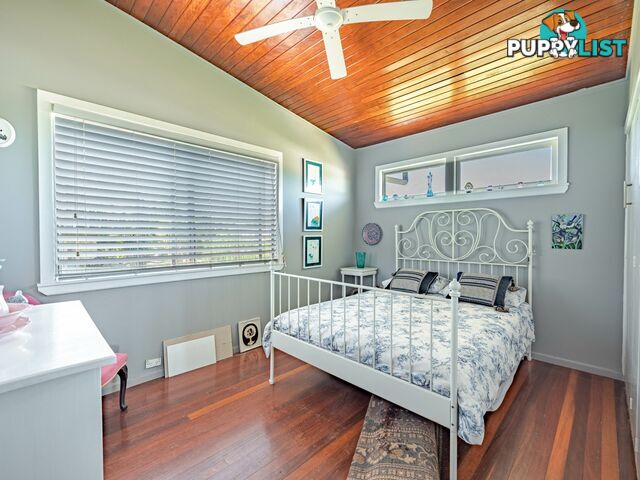 9 Dahlia Street RUSSELL ISLAND QLD 4184