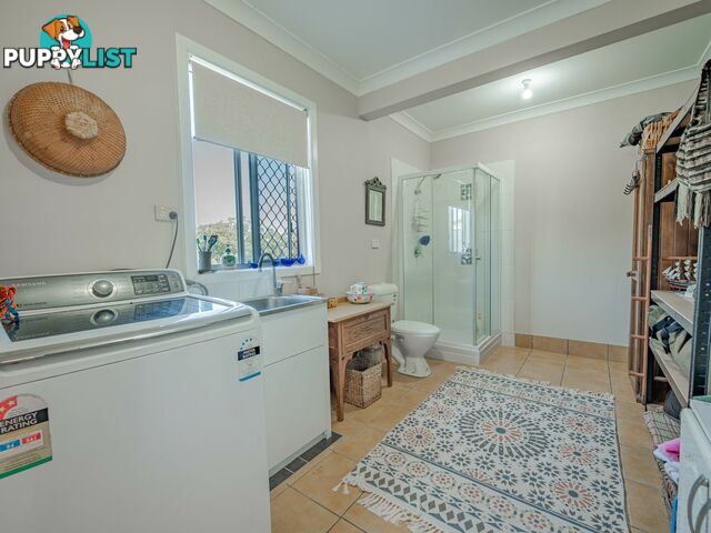 9 Dahlia Street RUSSELL ISLAND QLD 4184