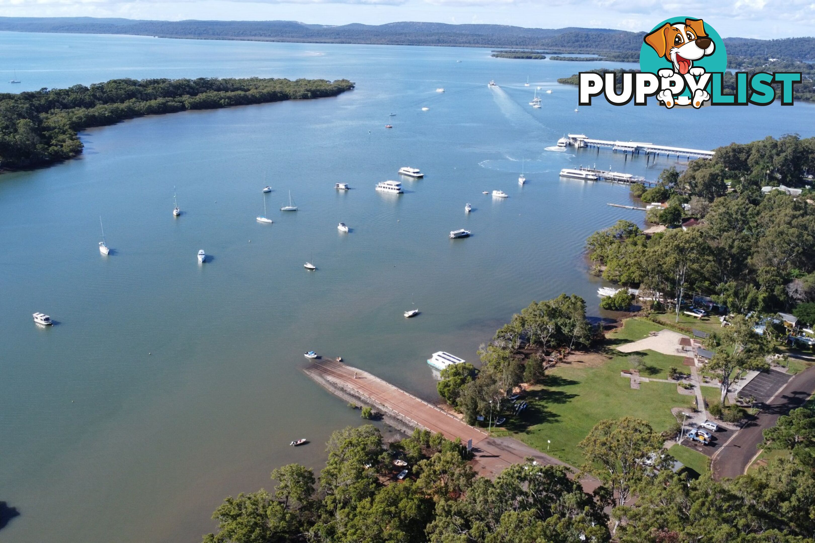 8 Yara Street RUSSELL ISLAND QLD 4184