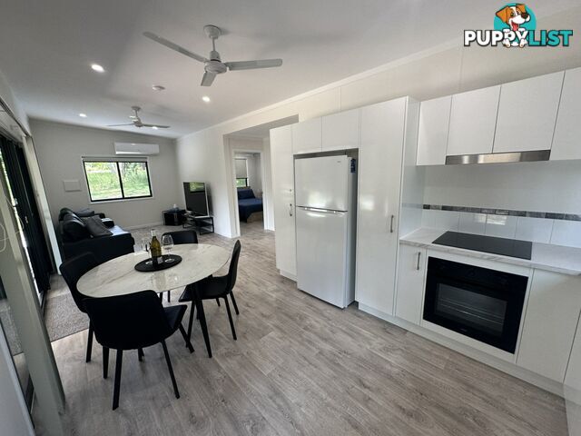 5 Jiwali Street RUSSELL ISLAND QLD 4184