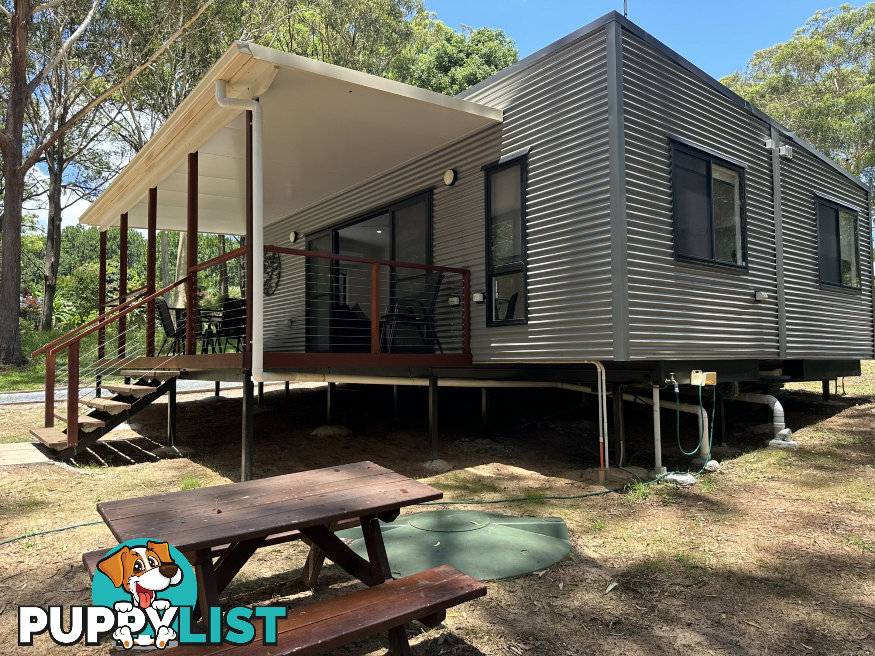 5 Jiwali Street RUSSELL ISLAND QLD 4184