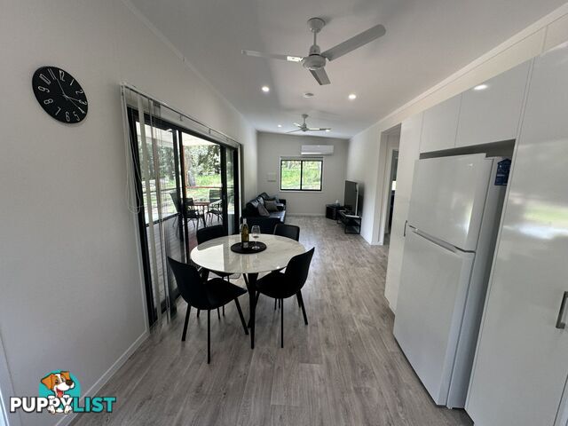 5 Jiwali Street RUSSELL ISLAND QLD 4184