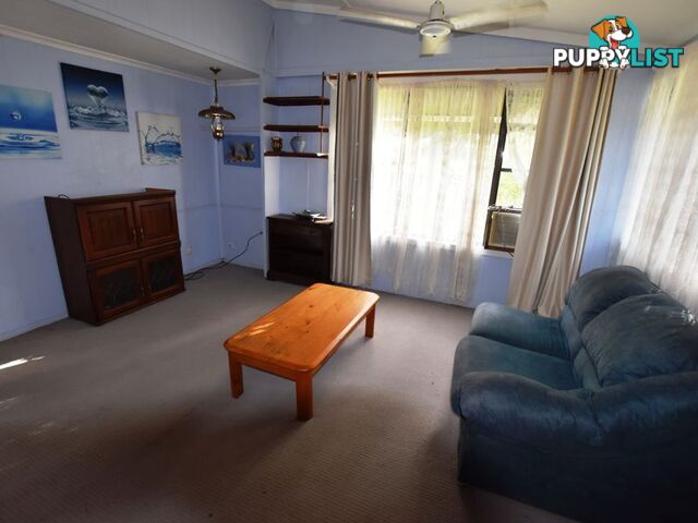 78 South End Rd RUSSELL ISLAND QLD 4184