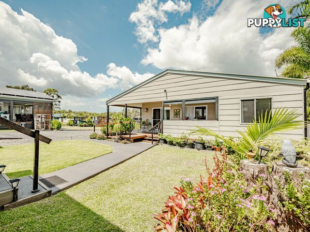 27-29 Tenanne street RUSSELL ISLAND QLD 4184