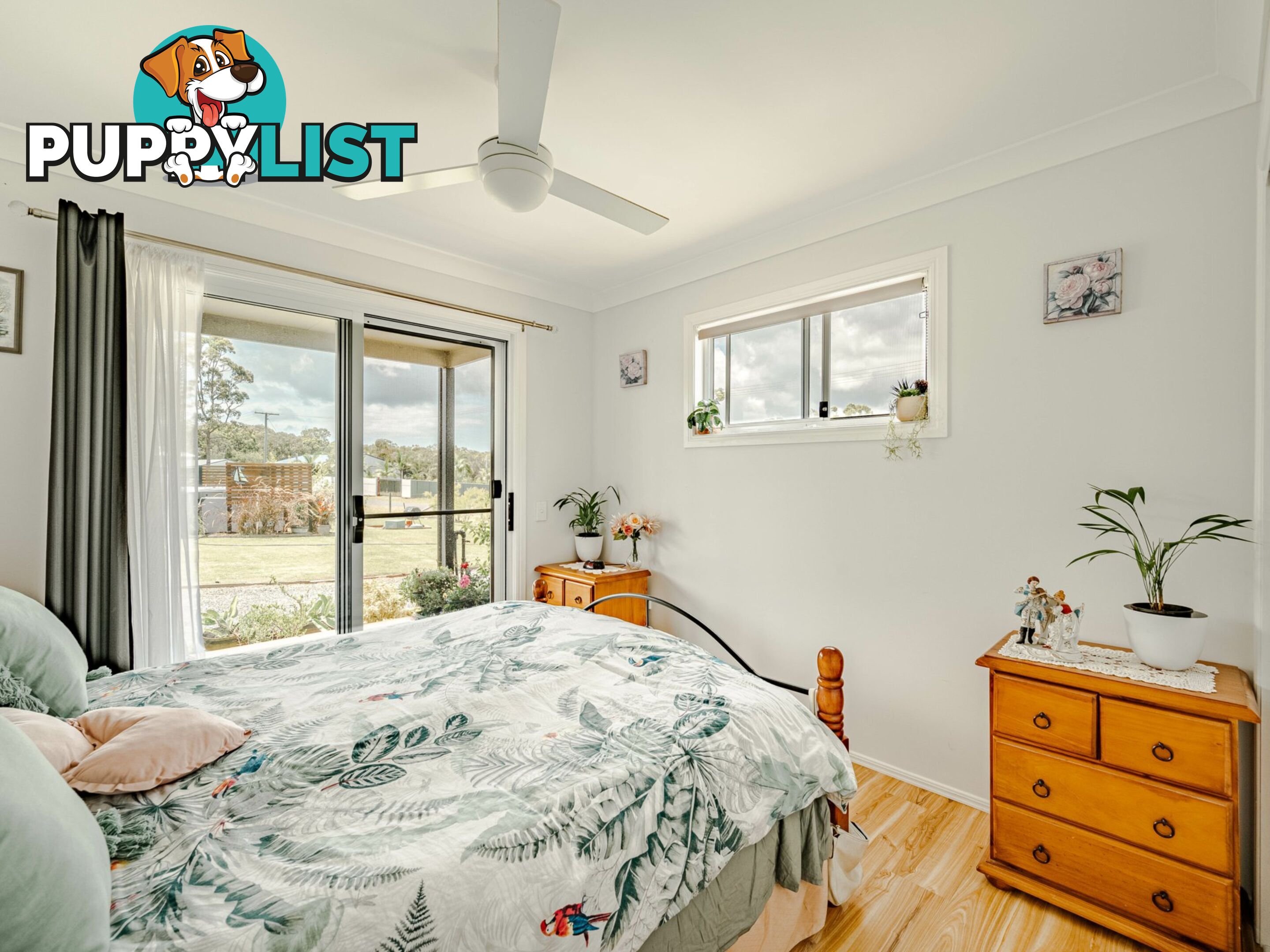 27-29 Tenanne street RUSSELL ISLAND QLD 4184