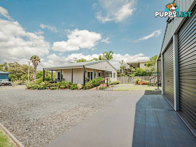 27-29 Tenanne street RUSSELL ISLAND QLD 4184