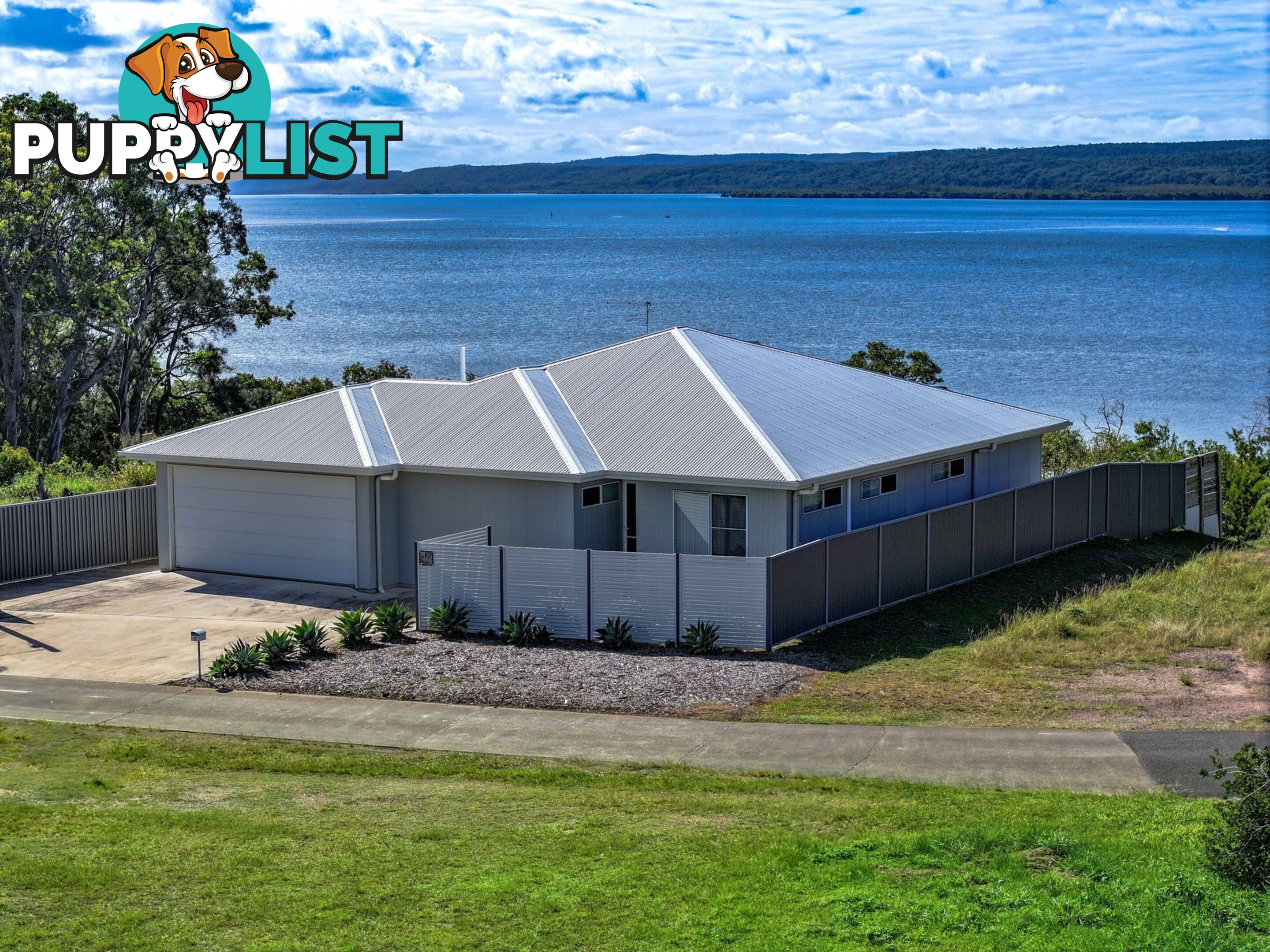 17 Bay Dve RUSSELL ISLAND QLD 4184