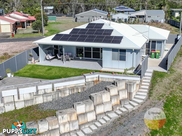 17 Bay Dve RUSSELL ISLAND QLD 4184