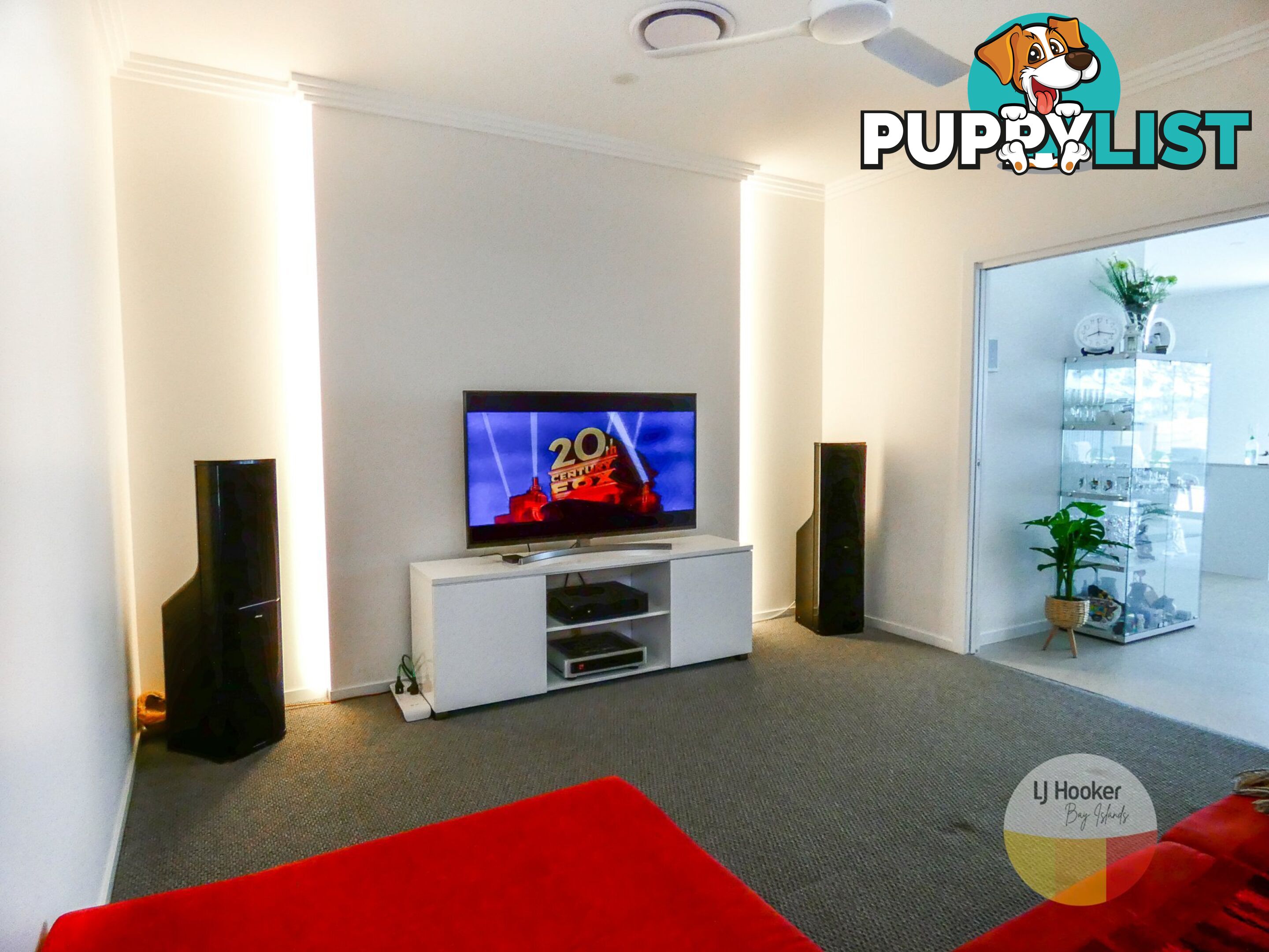 17 Bay Dve RUSSELL ISLAND QLD 4184