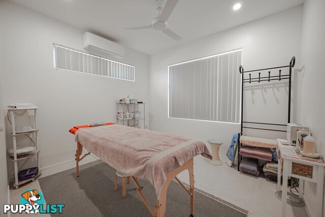 17 Bay Dve RUSSELL ISLAND QLD 4184