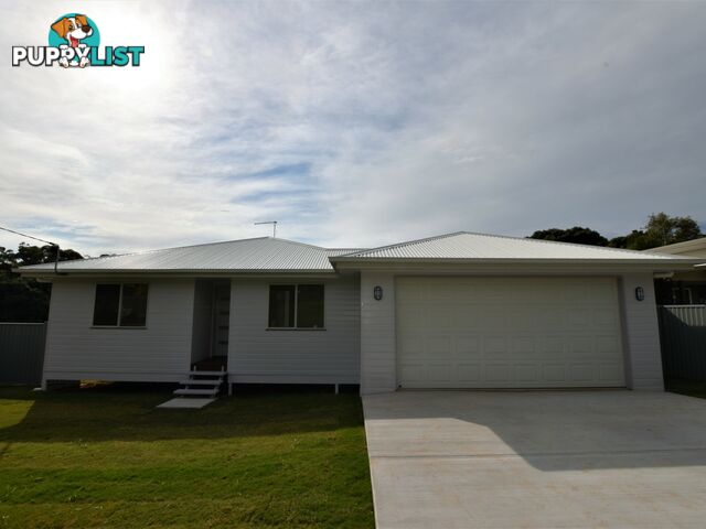 15 Laurel Street RUSSELL ISLAND QLD 4184