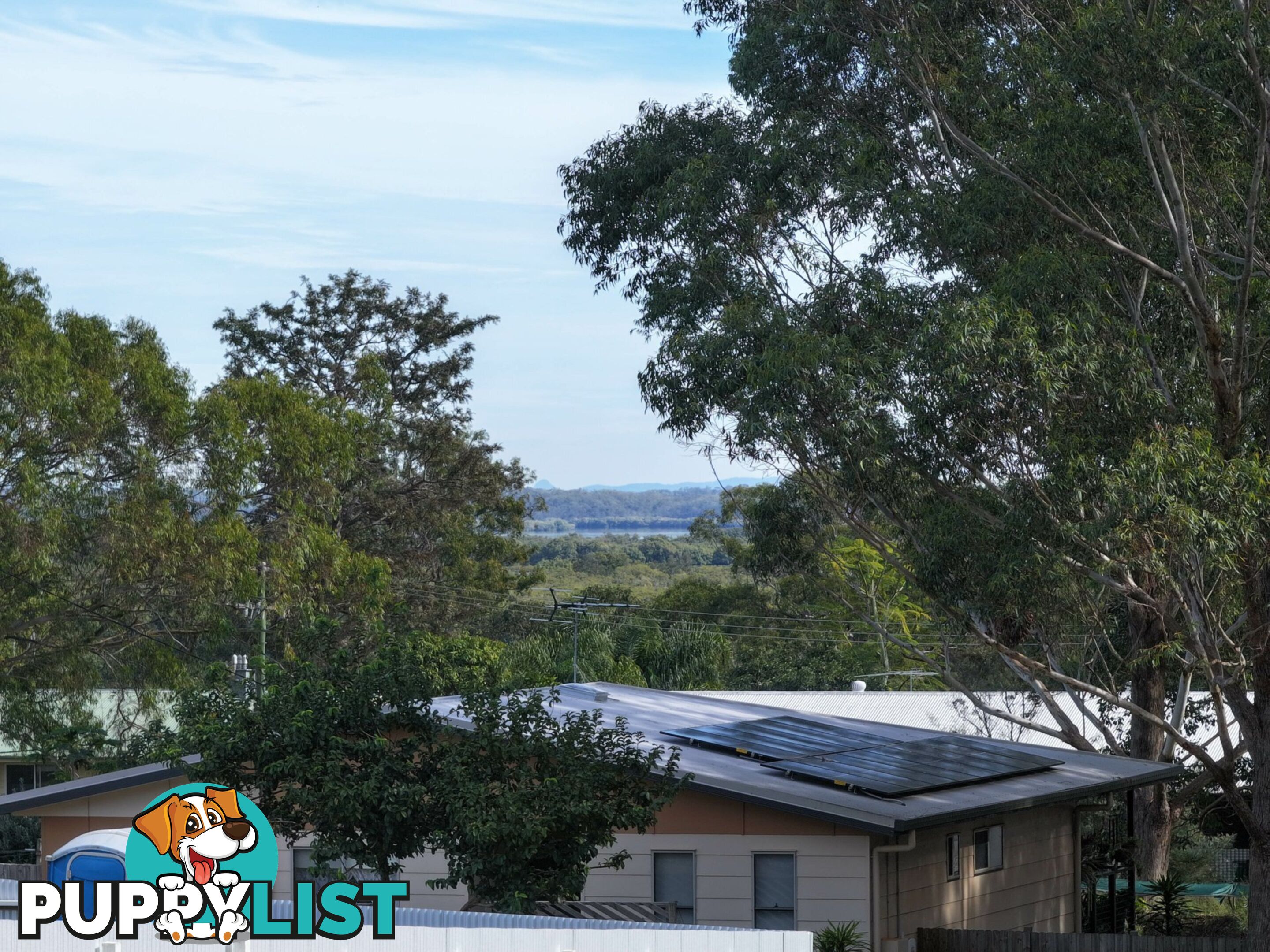 4 Petunia St RUSSELL ISLAND QLD 4184