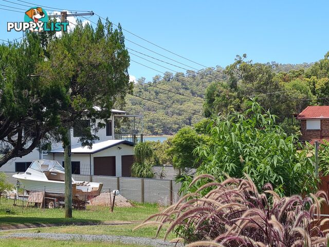 18 Patterson Street RUSSELL ISLAND QLD 4184