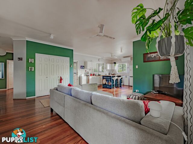 84 Channel Street RUSSELL ISLAND QLD 4184