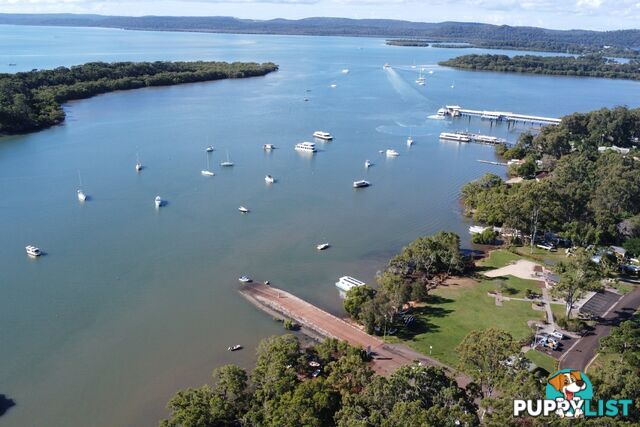 3 Island View Road RUSSELL ISLAND QLD 4184