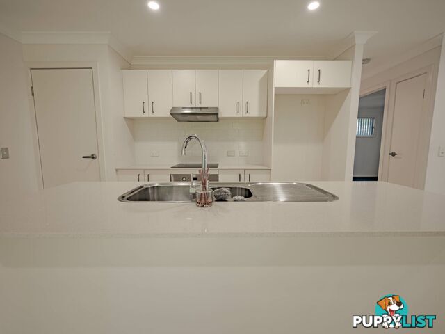 2 Koro Street RUSSELL ISLAND QLD 4184