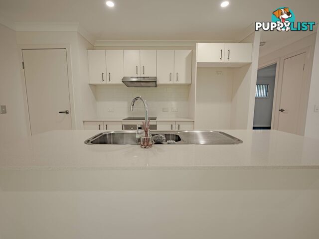 2 Koro Street RUSSELL ISLAND QLD 4184